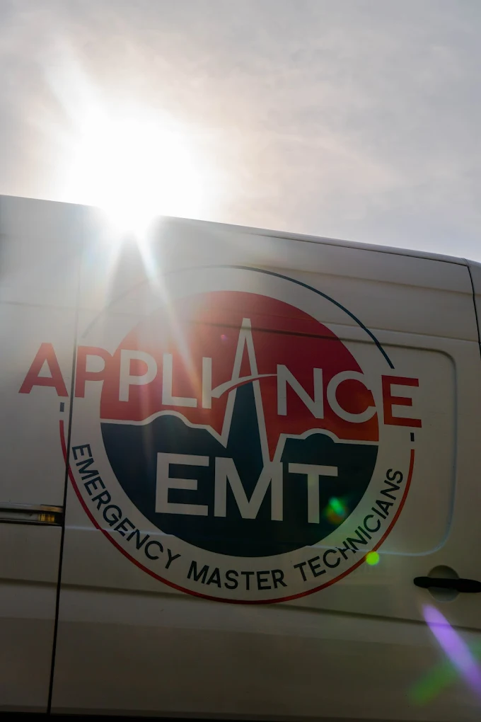 Appliance EMT service truck